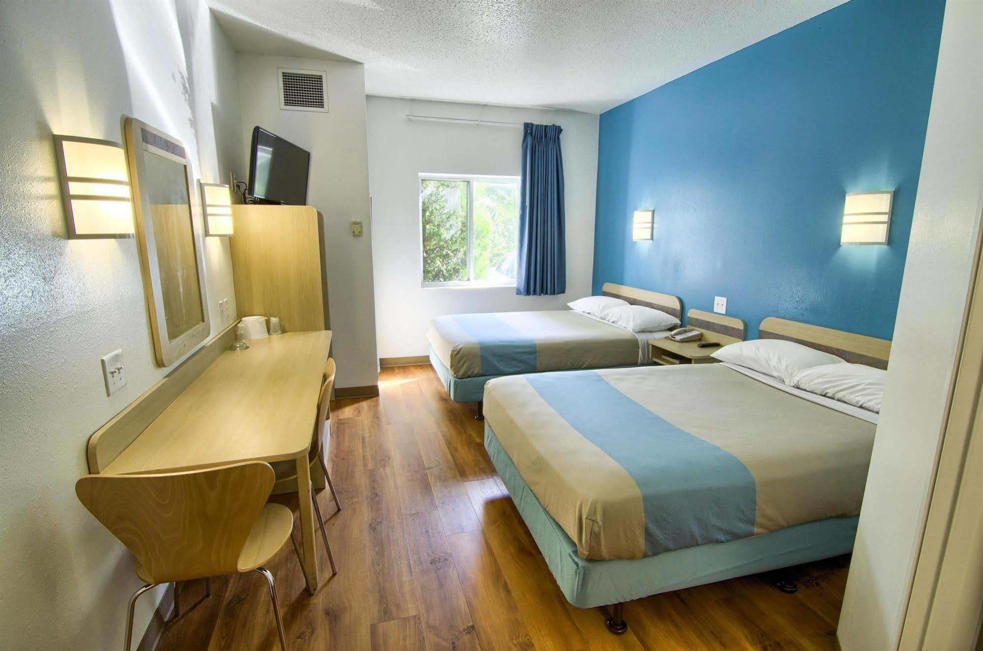 Motel 6-Portsmouth, Nh Ngoại thất bức ảnh